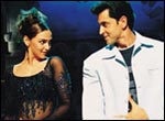 Esha and Hrithik in Na Tum Jaano Na Hum