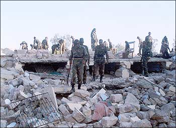 Rediff Com Earthquake Hits India