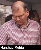 Click here for bigger picture -- Harshad Mehta being brought to White House, the CBI headquarters in Bombay, on Friday.