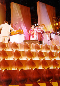 Lata on stage