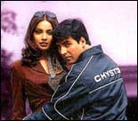 Bipasha Basu and Akshay Kumar in Ajnabee