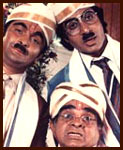 Rishi Kapoor, Amitabh Bachchan and Mukri make quite a picture in Naseeb
