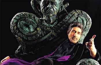 Amitabh Bachchan stars in Aks