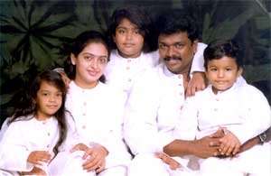 A happy family: Keerthana, Seeta, Partypan, Abhi and Rorky