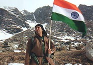 Sunny Deol, patriot extraordinaire, in Maa Tujhe Salaam