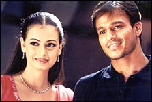 Diya Mirza, Vivek Oberoi in Dum