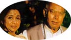 Akbar Ali with Asha Bhosale