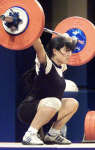 Bulgaria's Izabela Dragneva doing her winning lift. REUTERS/Oleg Popov 